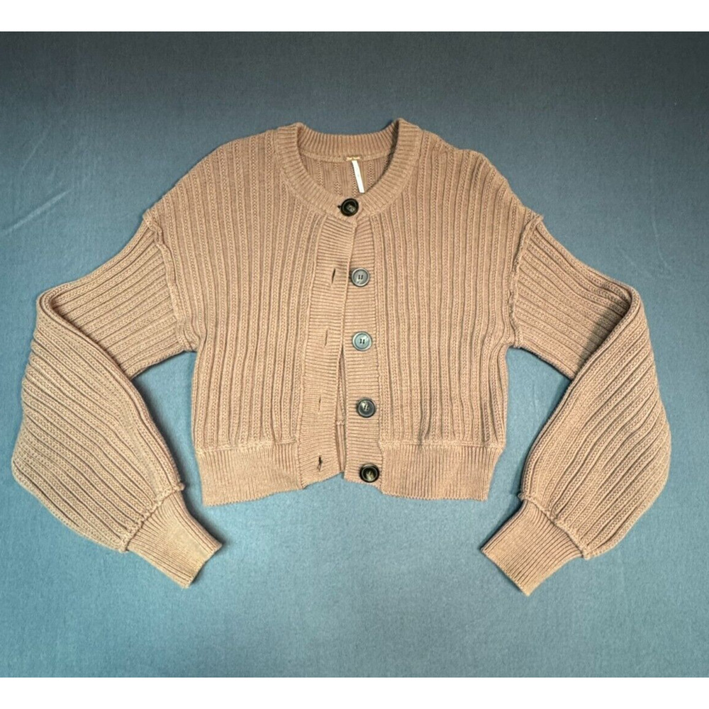 Free People Cropped Ribbed Cardigan in Blush Tan